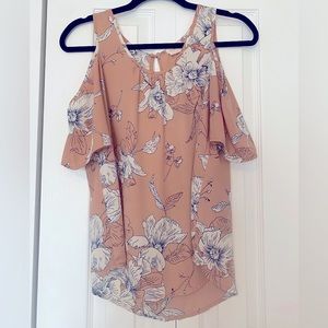 Cold shoulder short sleeve top